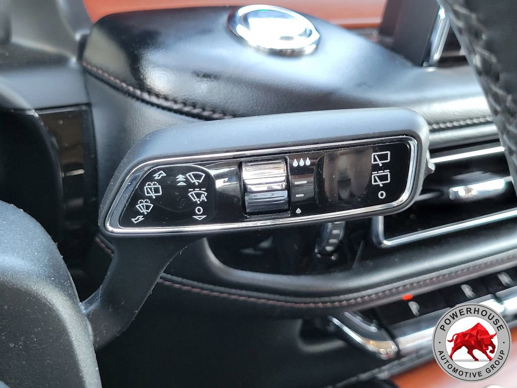 Used 2021 Lincoln Aviator Reserve w/ Equipment Group 201A RWD image 33