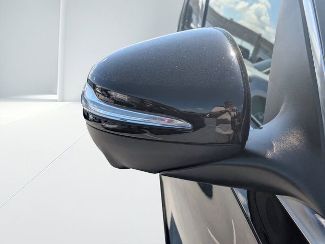 Used 2022 Mercedes-Benz GLE 350 4MATIC image 10