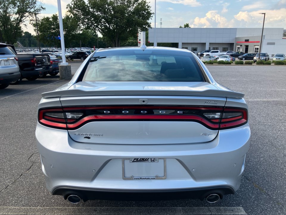 Used 2022 Dodge Charger R/T RWD image 18