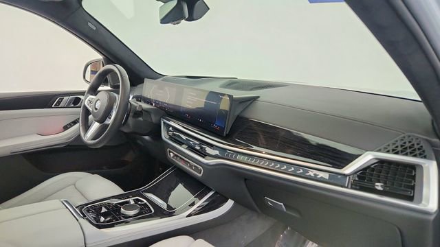 Used 2026 BMW X7 xDrive40i image 22