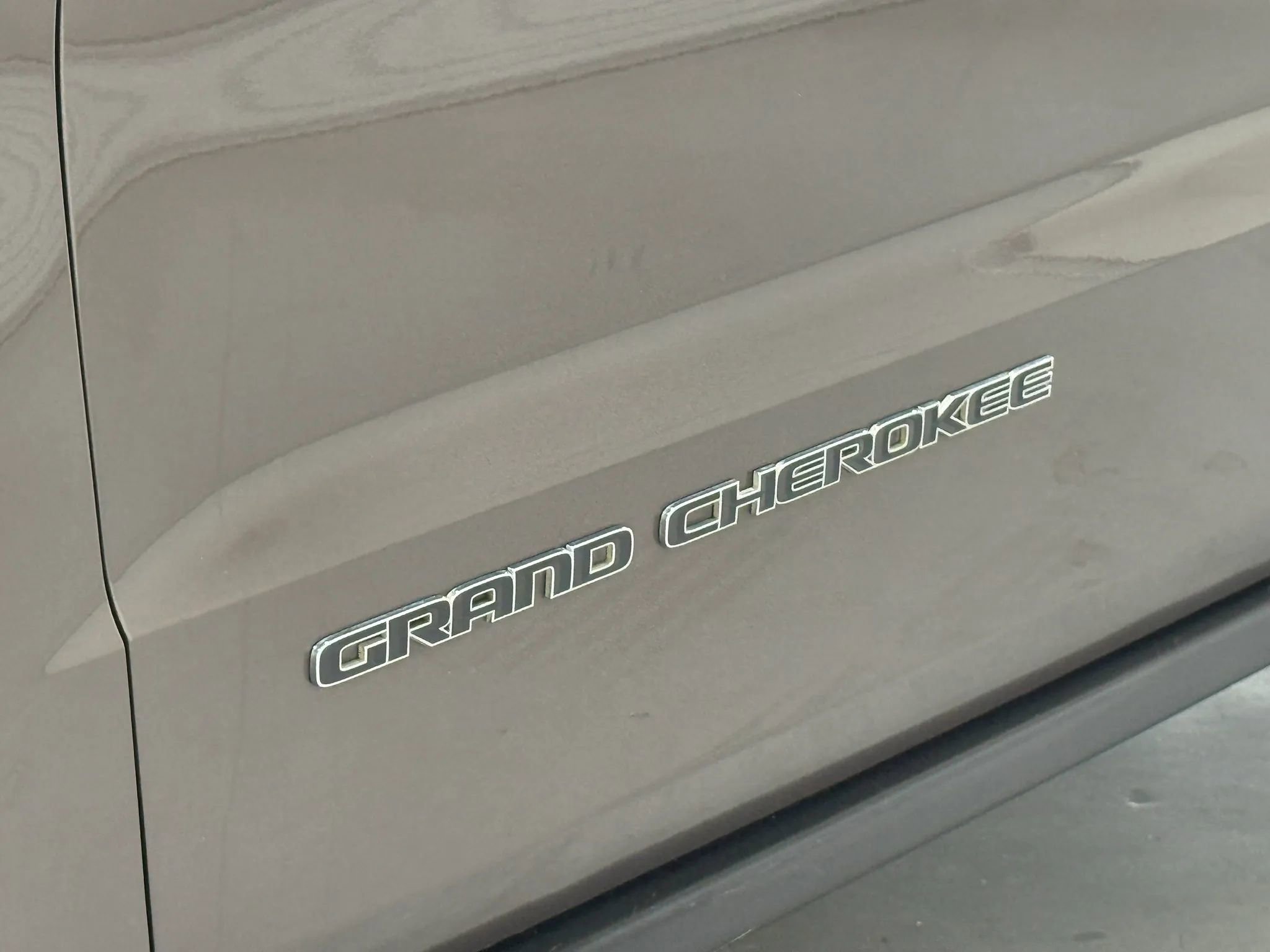 Used 2017 Jeep Grand Cherokee Limited RWD image 54
