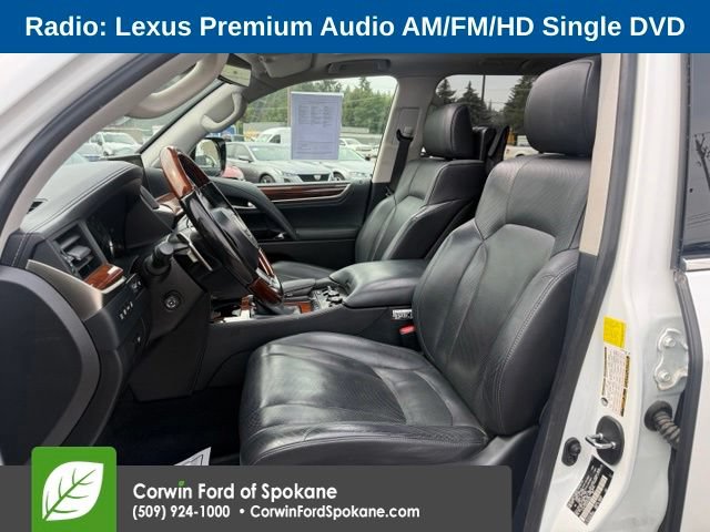 Used 2017 Lexus LX 570 4WD w/ Luxury Package image 2