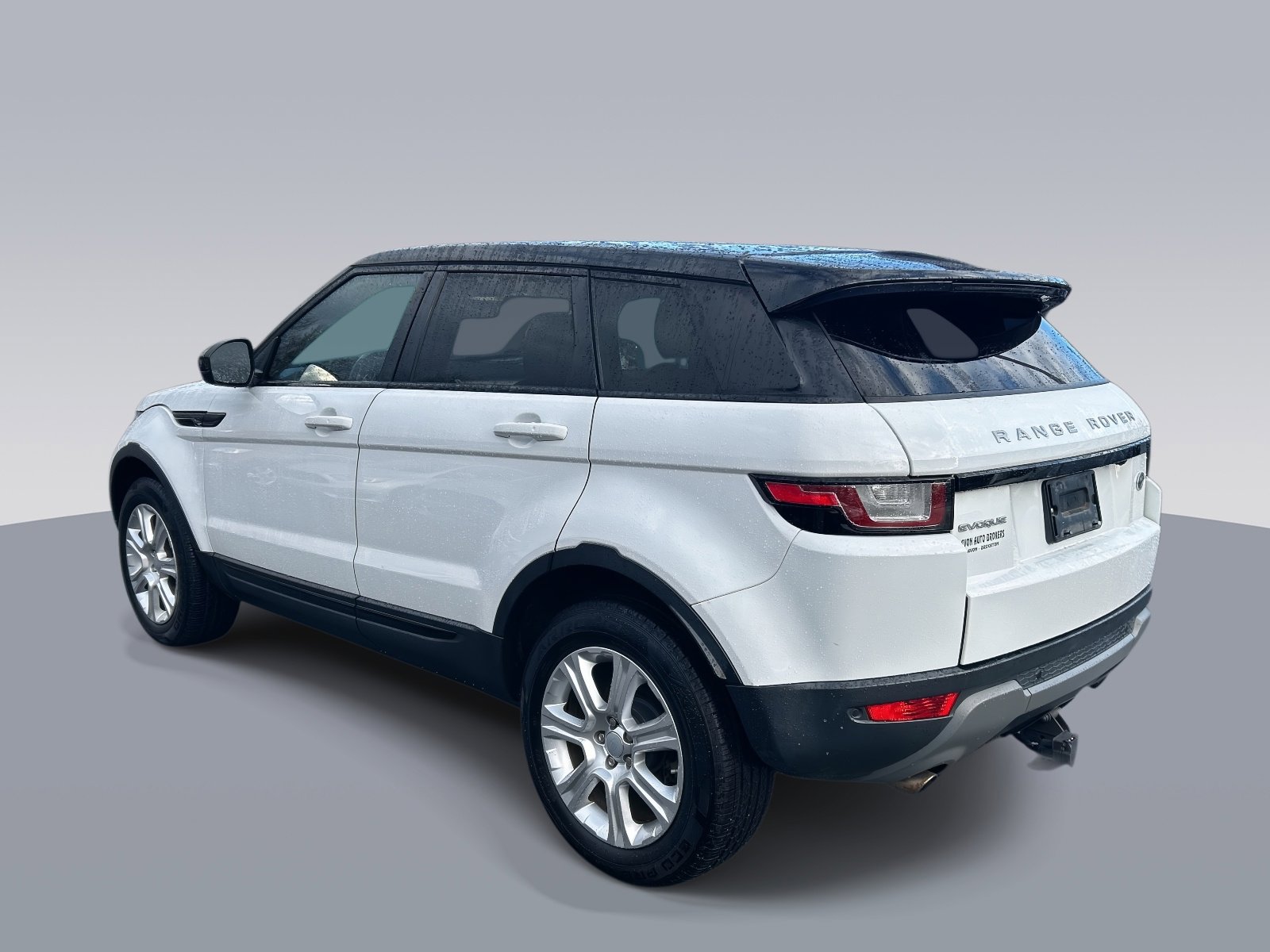 Used 2017 Land Rover Range Rover Evoque SE AWD/4WD image 5