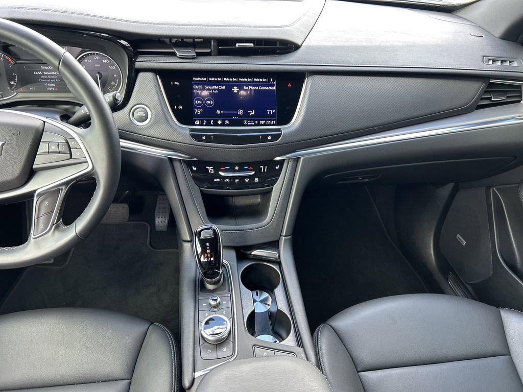 Certified 2025 Cadillac XT5 Luxury image 15