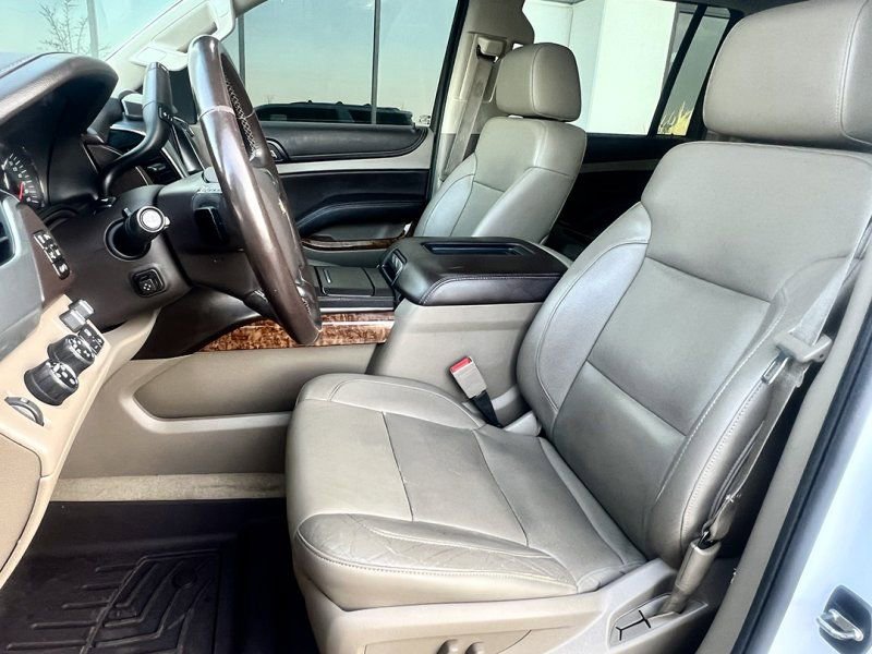 Used 2015 Chevrolet Suburban LTZ image 6