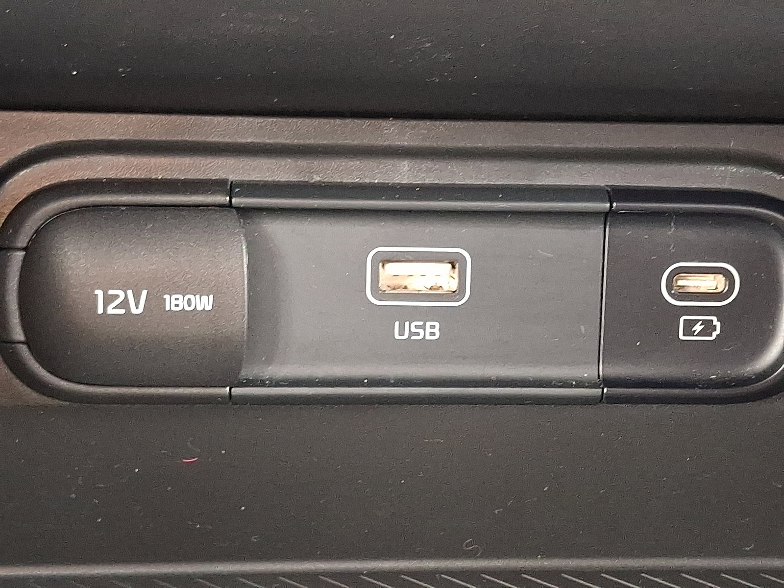 Used 2023 Kia Sportage LX image 26