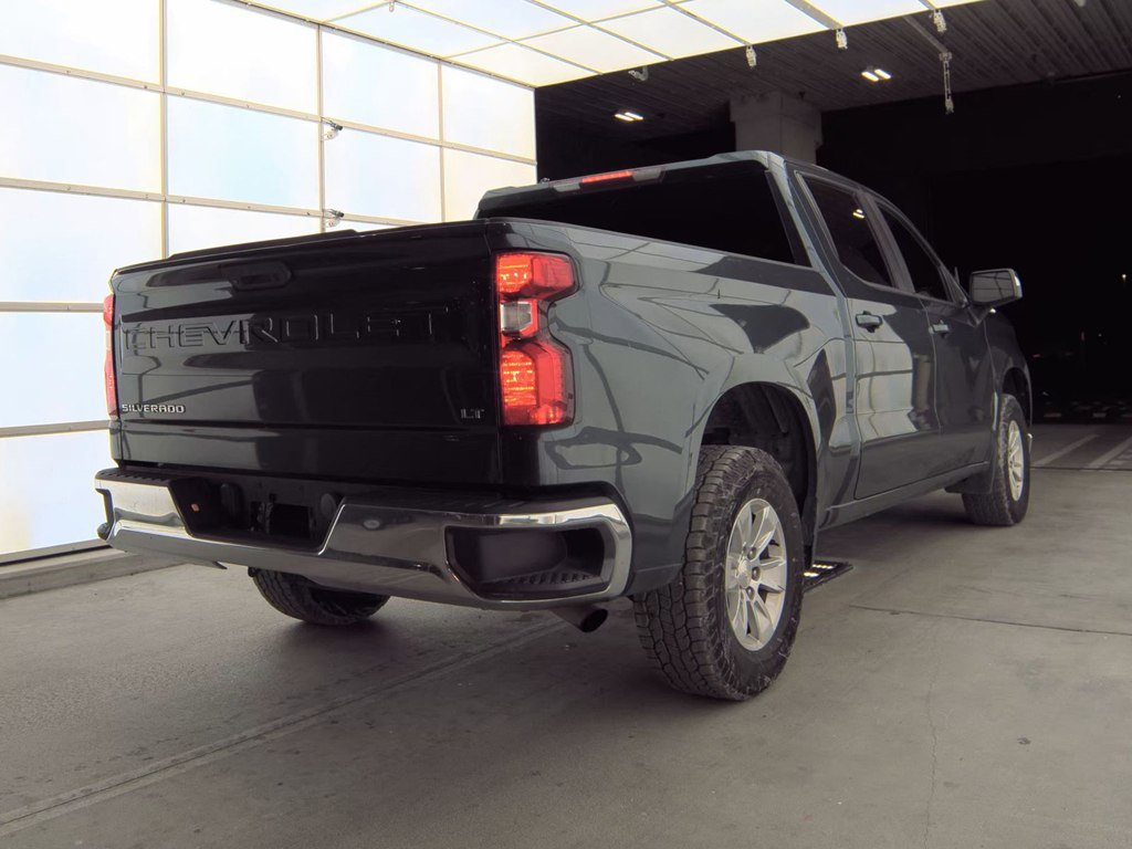 Used 2019 Chevrolet Silverado 1500 LT AWD/4WD image 2