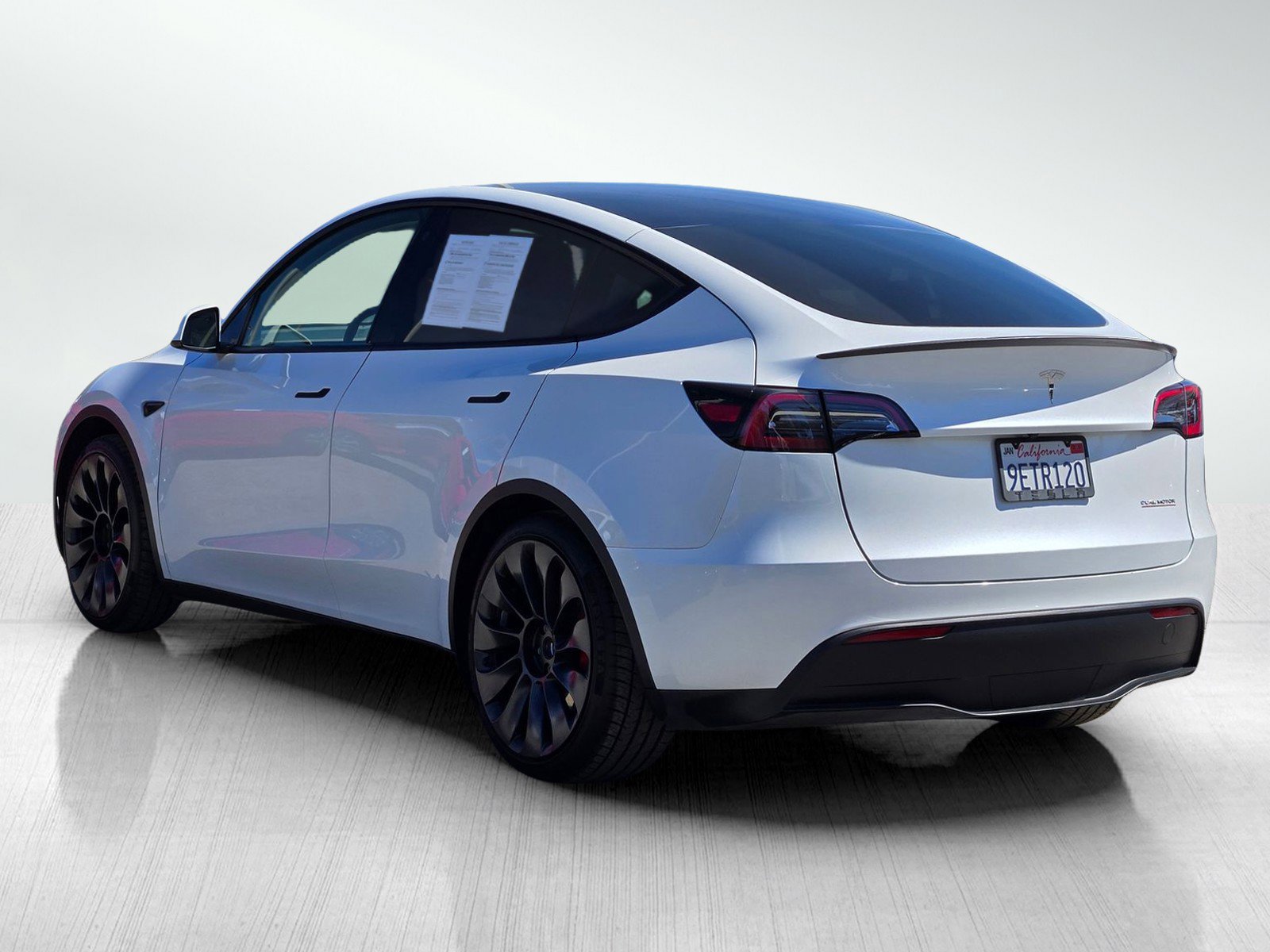 Used 2023 Tesla Model Y Performance AWD/4WD image 6