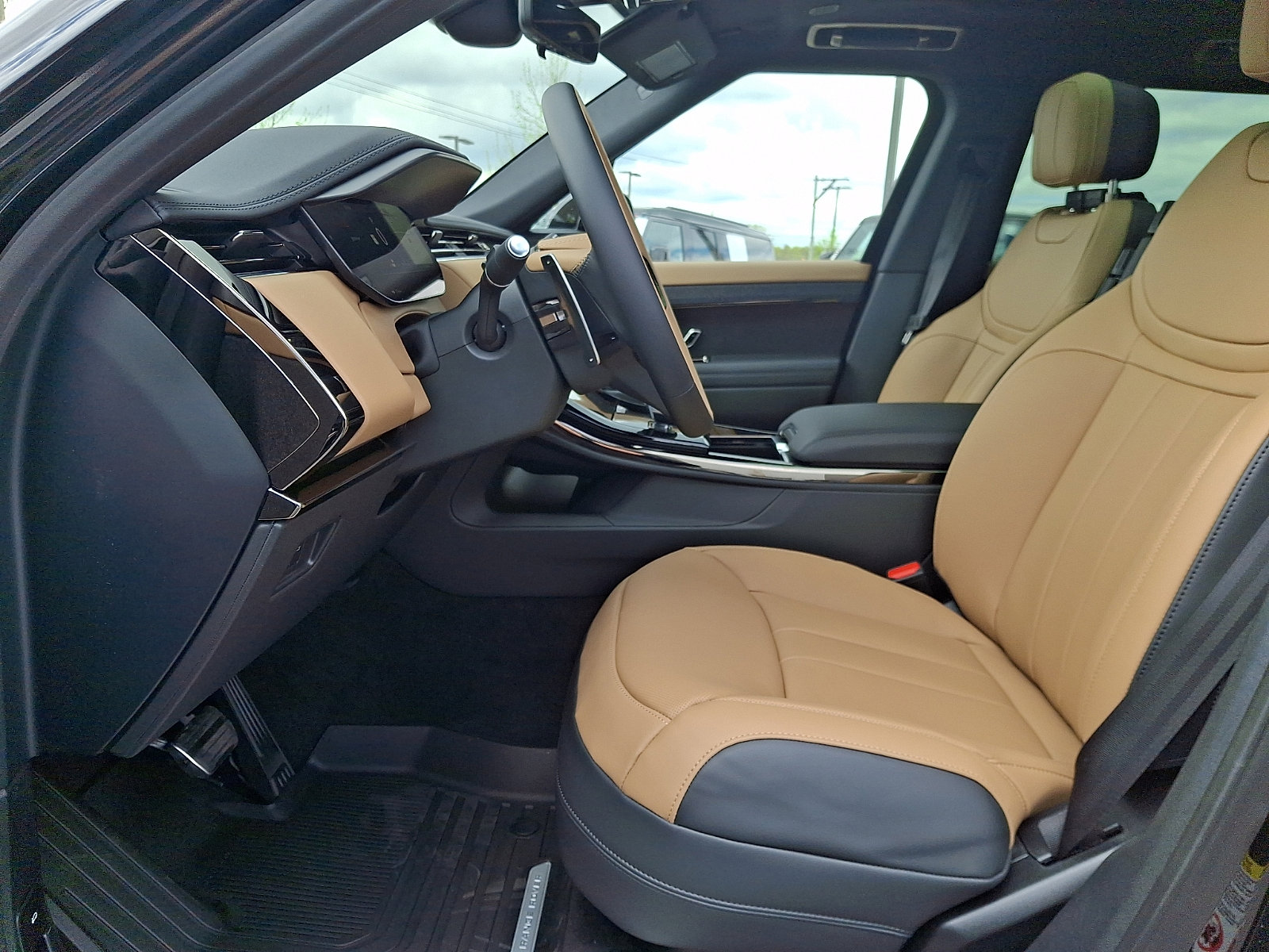 New 2026 Land Rover Range Rover Sport Dynamic SE AWD/4WD image 11
