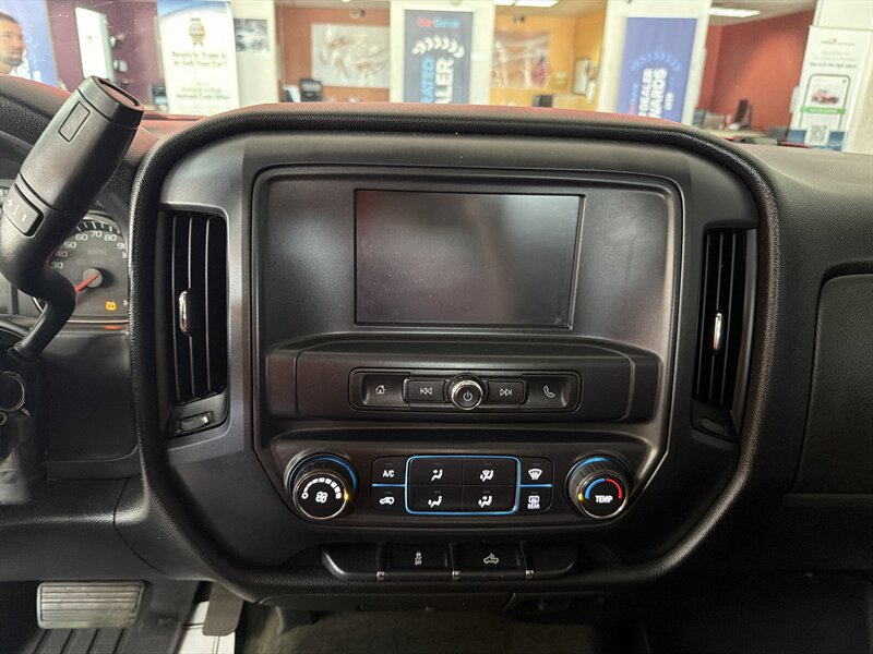 Used 2017 Chevrolet Silverado 1500 Custom w/ Custom Convenience Package RWD image 21