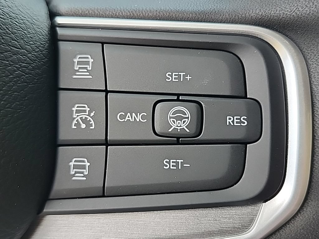 New 2026 Jeep Grand Wagoneer 4WD image 14