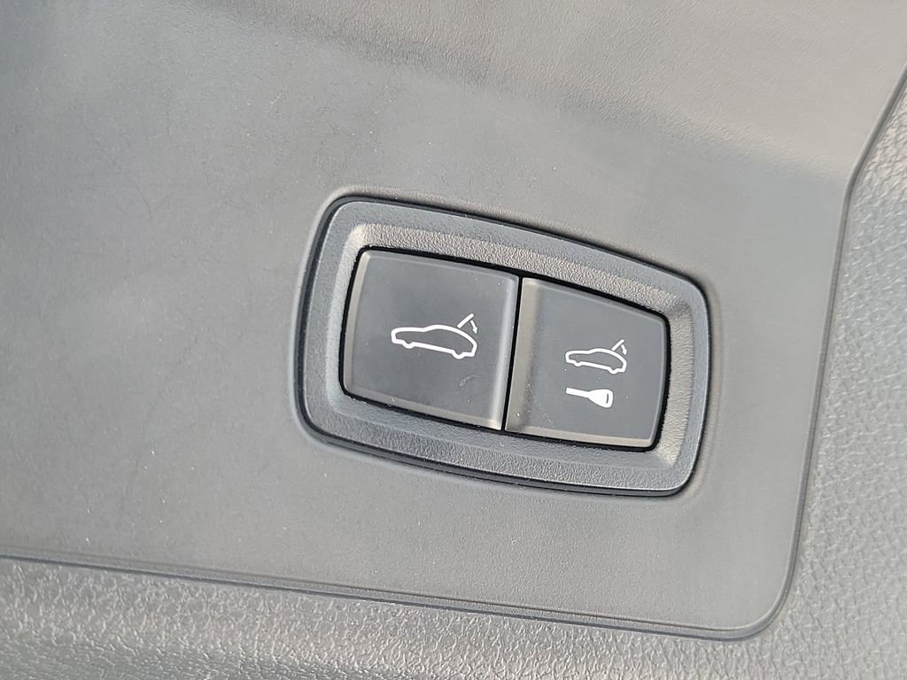 Certified 2024 Porsche Panamera Base image 18