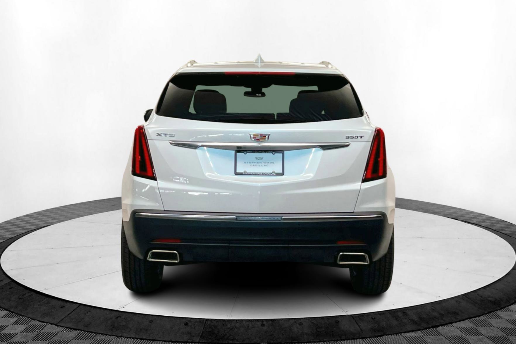 New 2025 Cadillac XT5 Luxury image 5