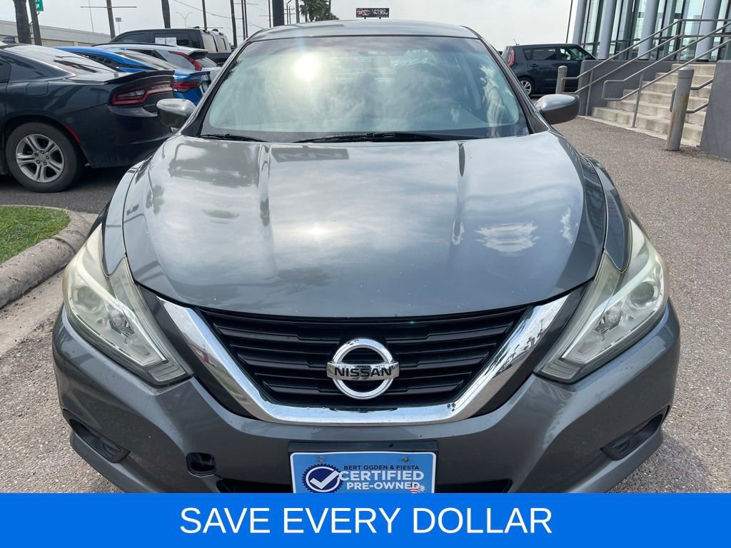 Used 2016 Nissan Altima 2.5 SV FWD image 2