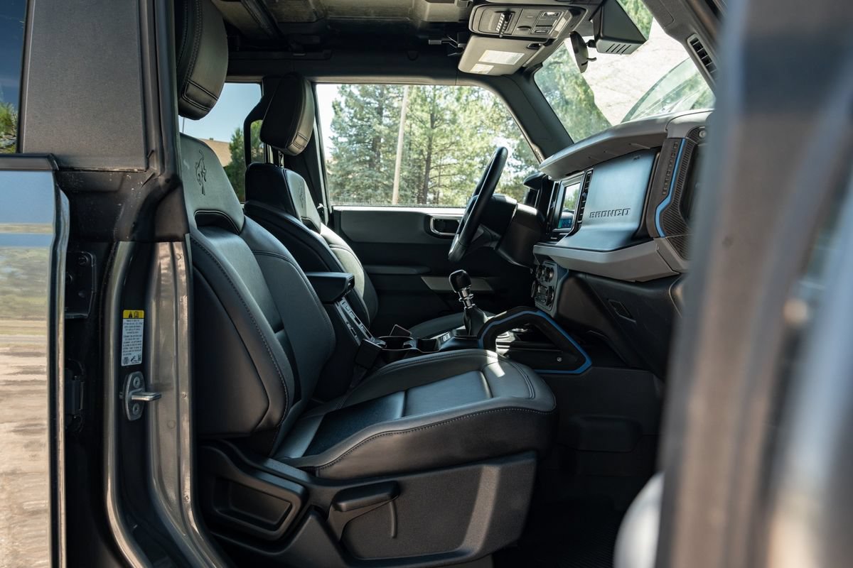 Used 2022 Ford Bronco Black Diamond AWD/4WD image 32