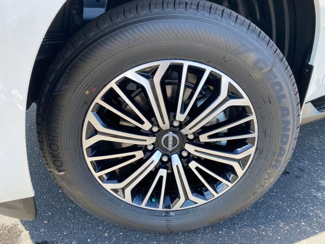 New 2026 Nissan Armada SL w/ Captain's Chari Seat Package image 11