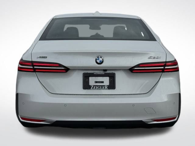 New 2026 BMW 530i xDrive w/ Premium Package image 7