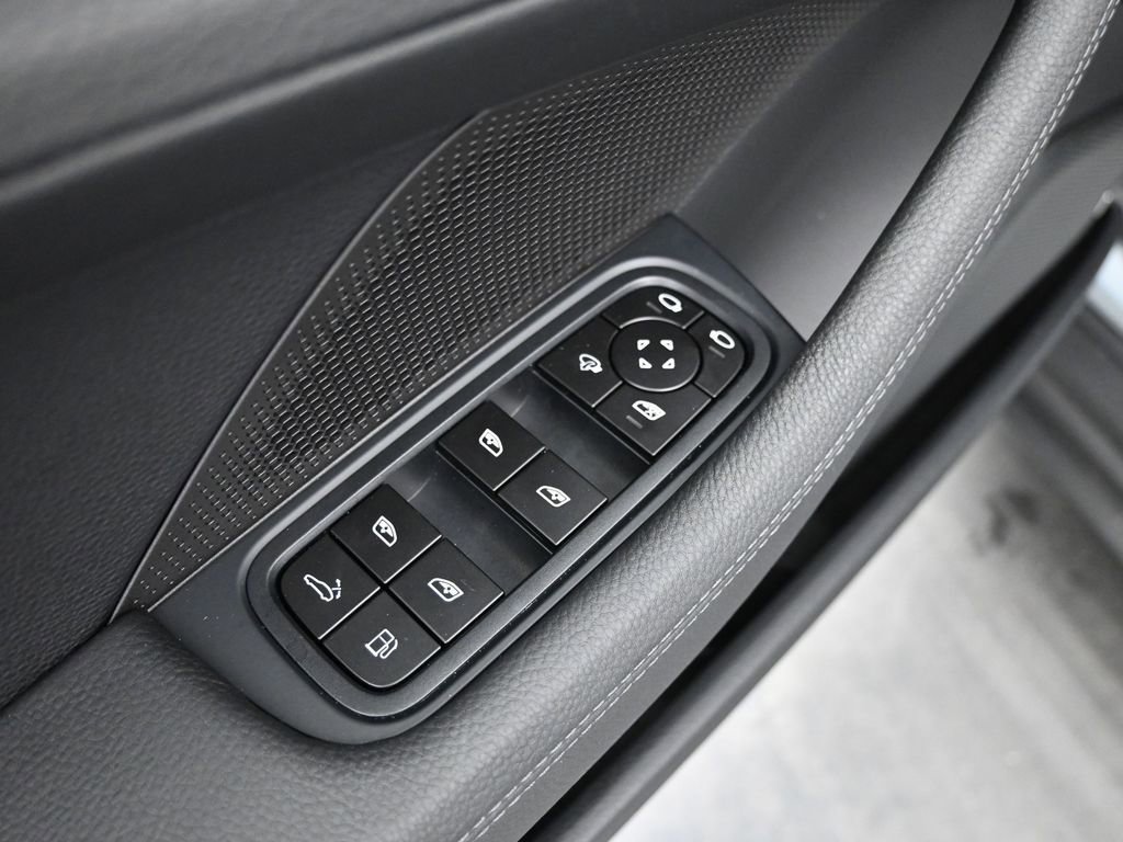 New 2026 Porsche Panamera 4 image 12