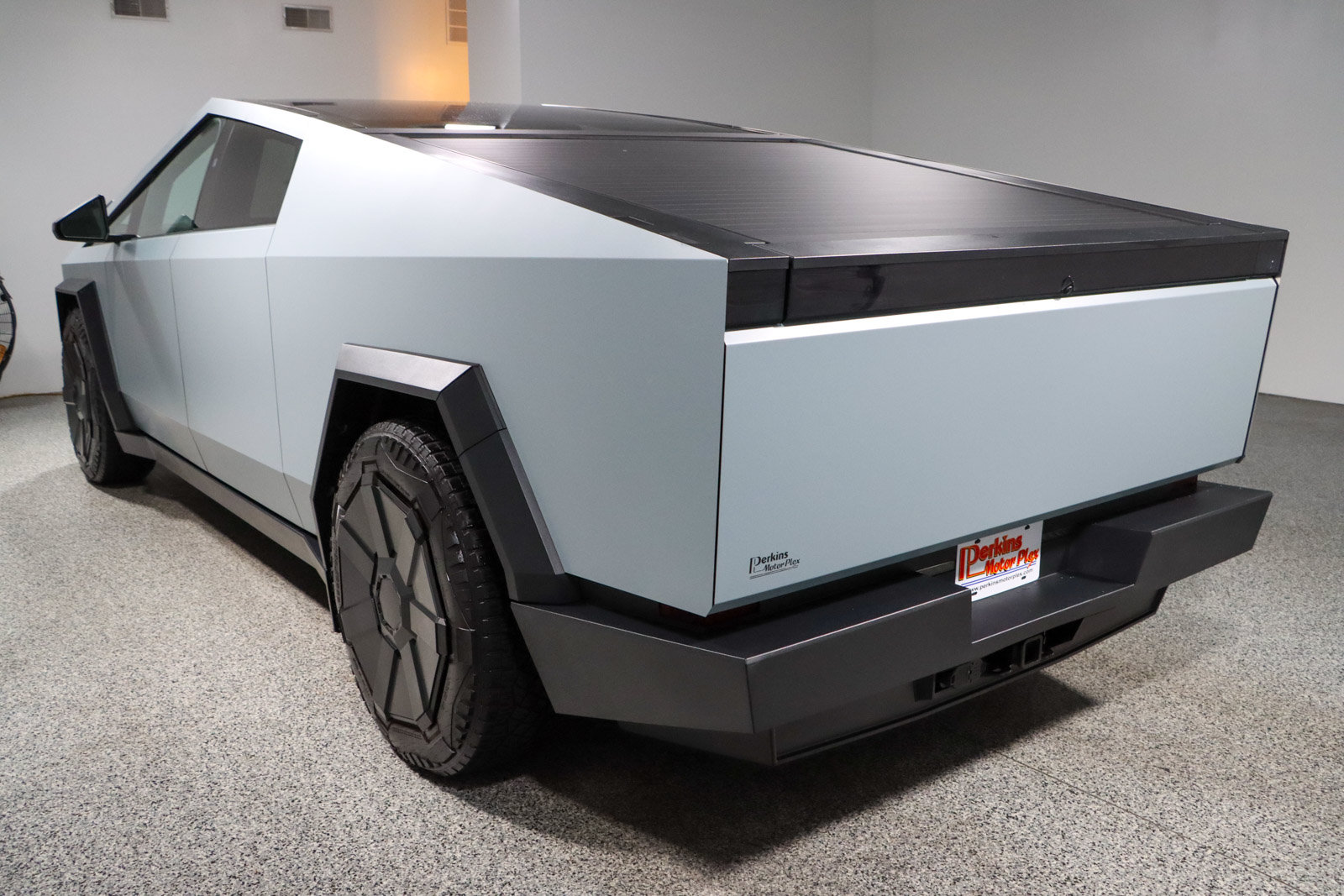 Used 2024 Tesla Cybertruck Cyberbeast AWD/4WD image 9