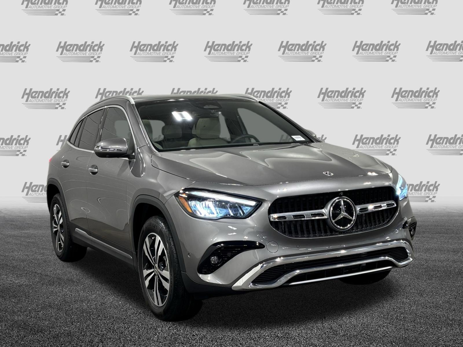 New 2026 Mercedes-Benz GLA 250 4MATIC image 2