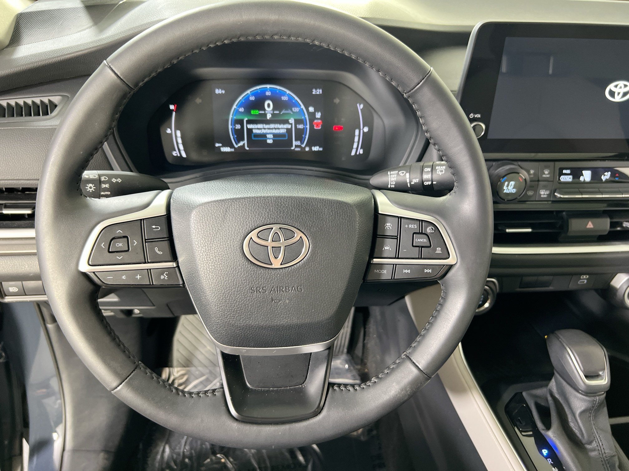 Used 2025 Toyota Grand Highlander AWD image 11
