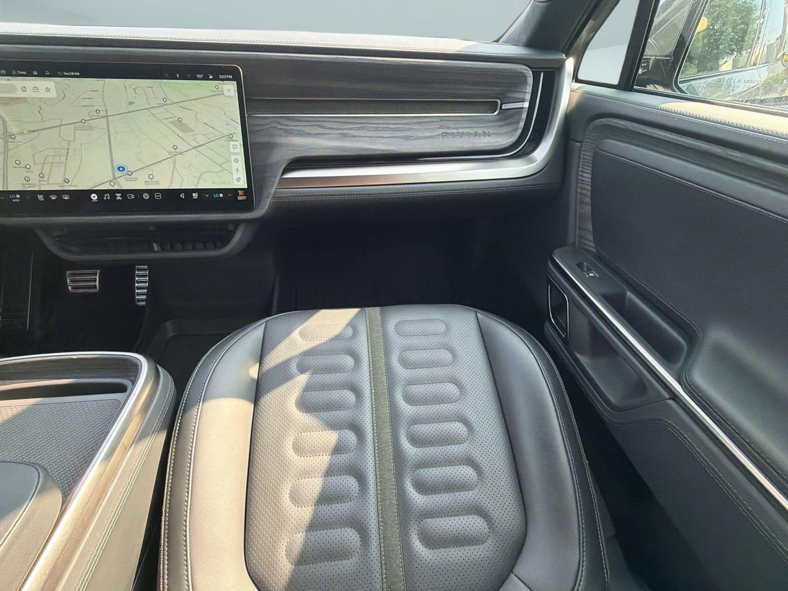 Used 2024 Rivian R1S Adventure AWD/4WD image 29