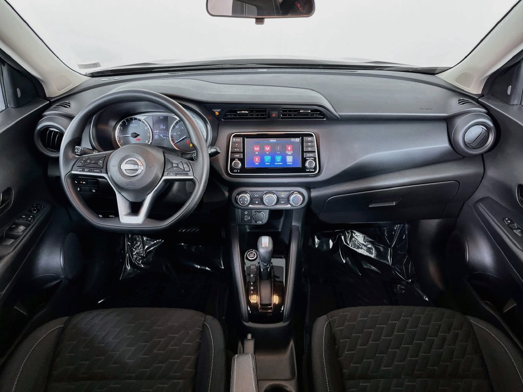 Used 2022 Nissan Kicks S FWD image 11