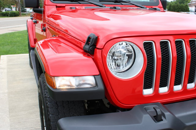 Used 2022 Jeep Wrangler Unlimited Sahara AWD/4WD image 5