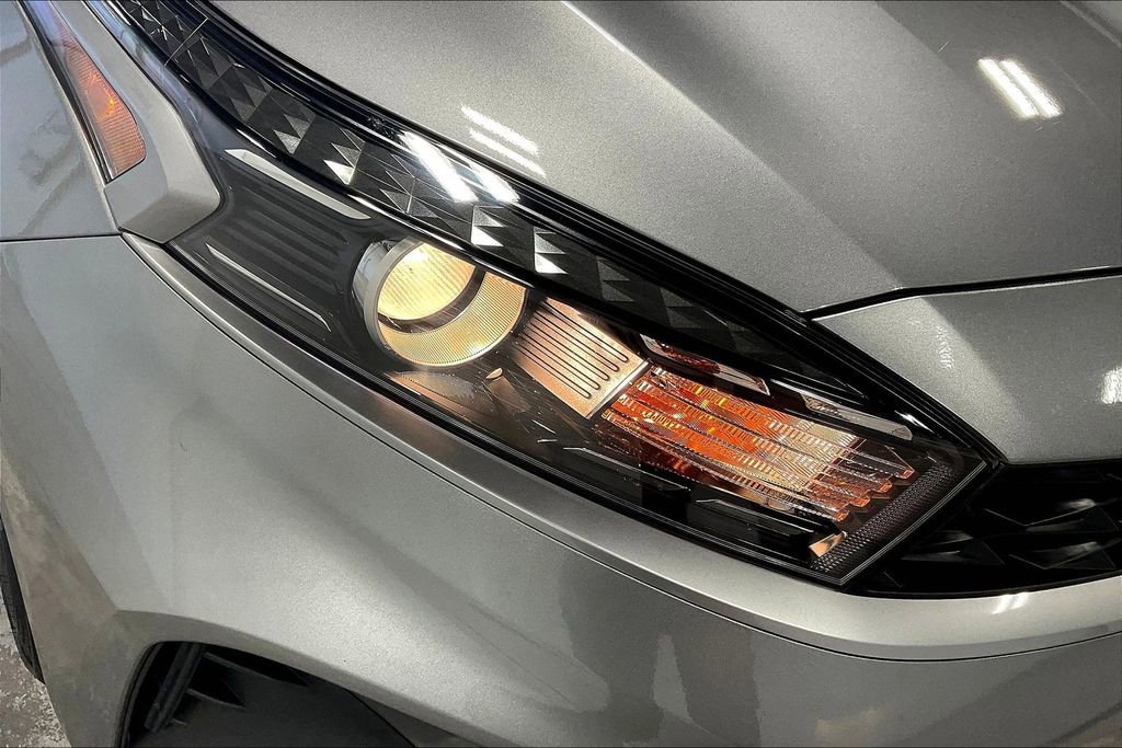 Used 2024 Kia Forte LXS image 35