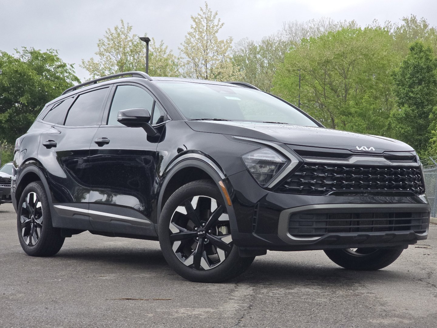 Used 2023 Kia Sportage X-Line w/ X-Line Premium Package AWD/4WD image 2