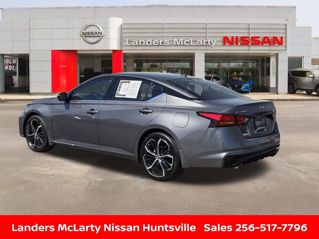 Used 2025 Nissan Altima 2.5 SR image 6