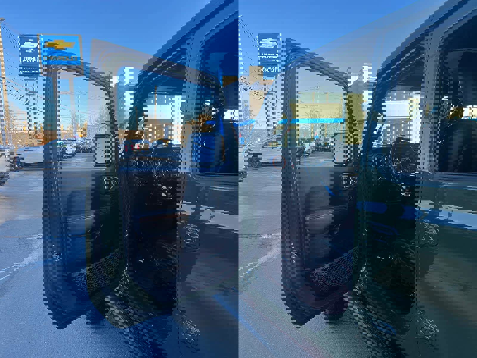 Used 2022 Jeep Gladiator Mojave w/ LED Lighting Group image 15