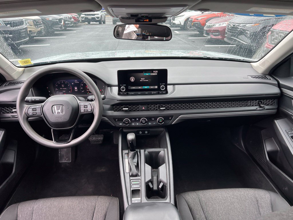 Used 2024 Honda Accord EX image 19