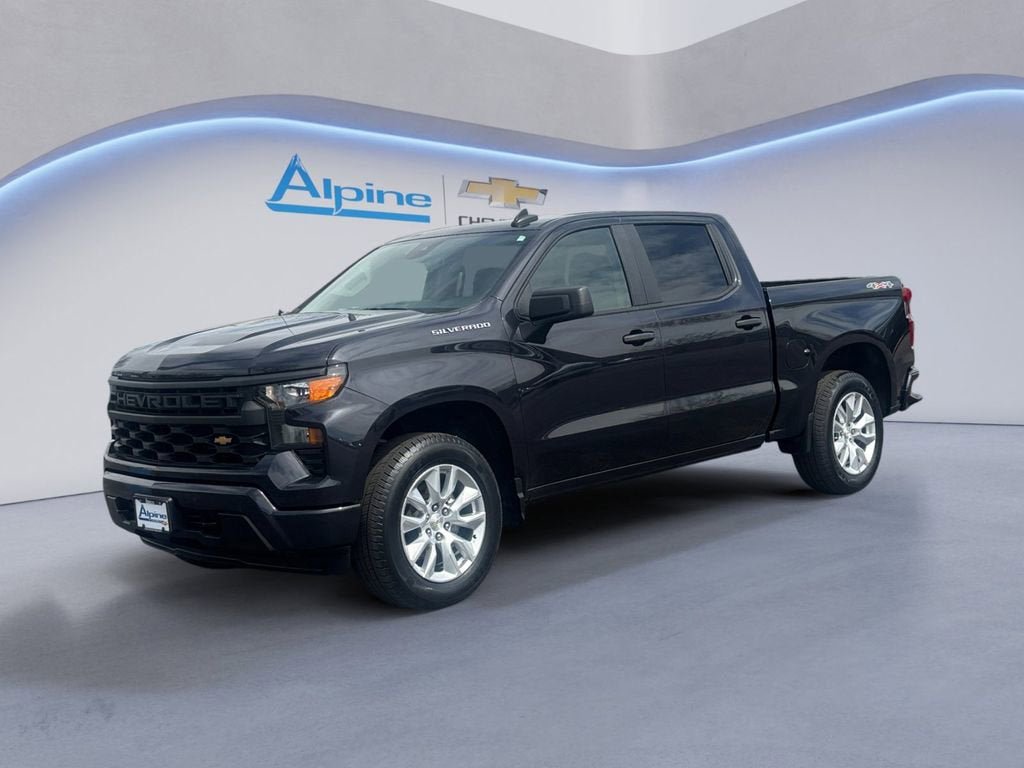 Used 2023 Chevrolet Silverado 1500 Custom AWD/4WD image 1
