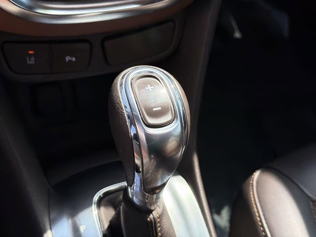 Used 2016 Buick Encore Premium FWD image 40