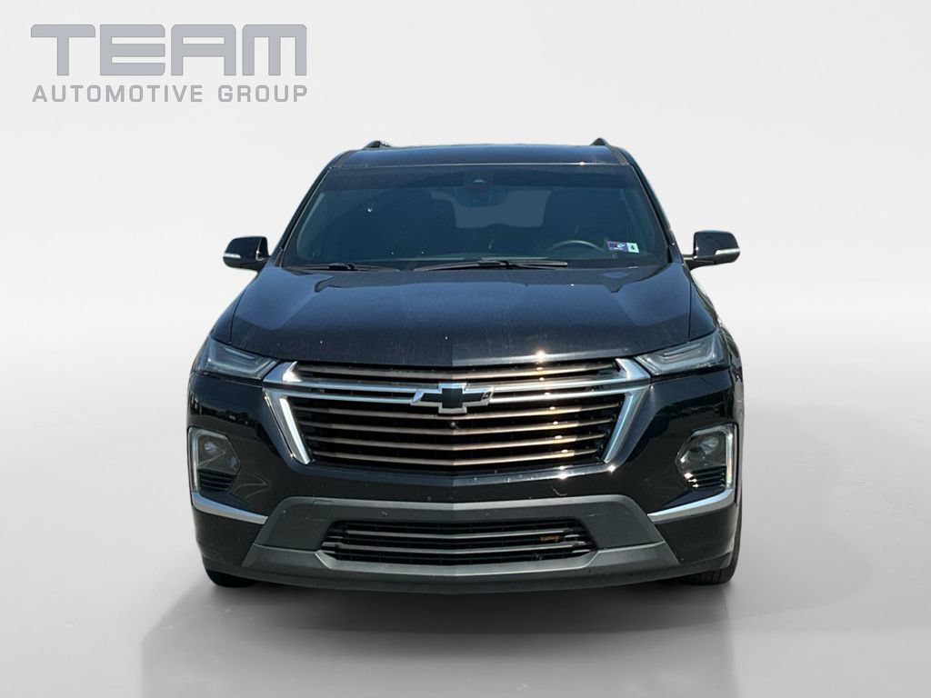 Used 2023 Chevrolet Traverse High Country w/ LPO, Floor Liner Package AWD/4WD image 2