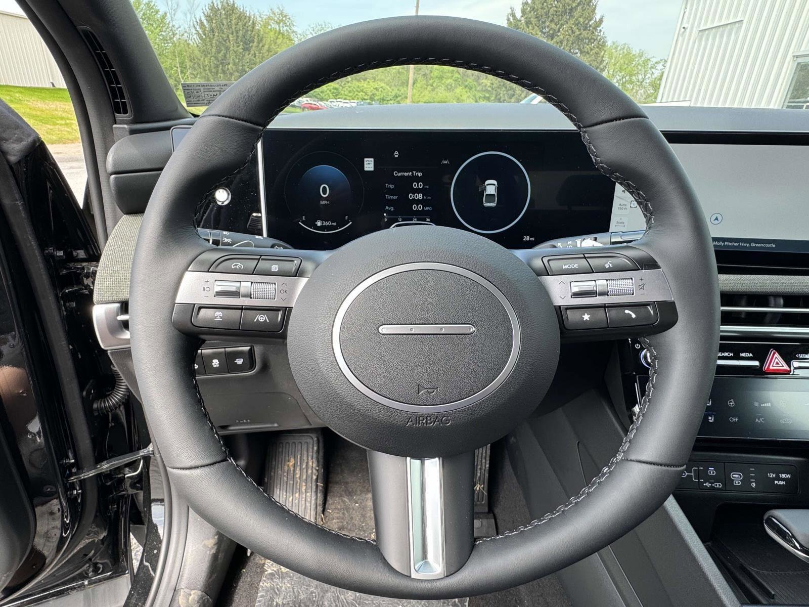 New 2025 Hyundai Santa Cruz Limited image 9