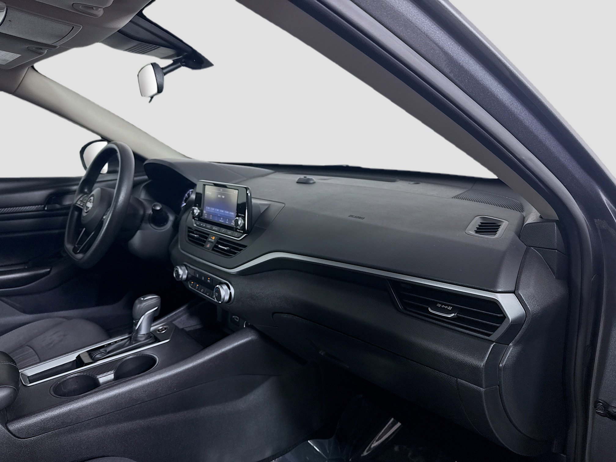 Used 2024 Nissan Altima 2.5 S image 30