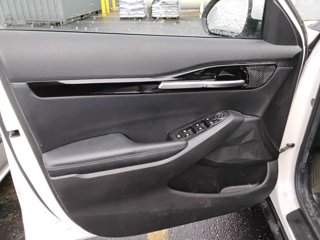 Used 2021 Kia Seltos EX image 9