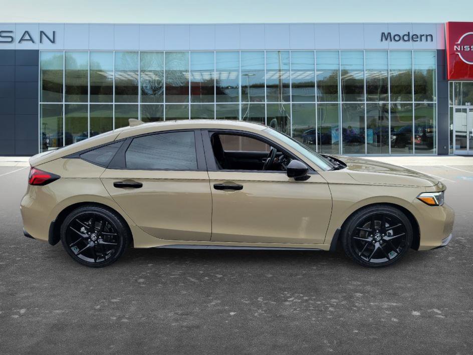 Used 2025 Honda Civic Sport image 4