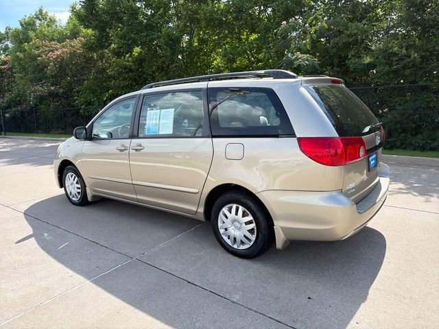 Used 2006 Toyota Sienna LE FWD image 3