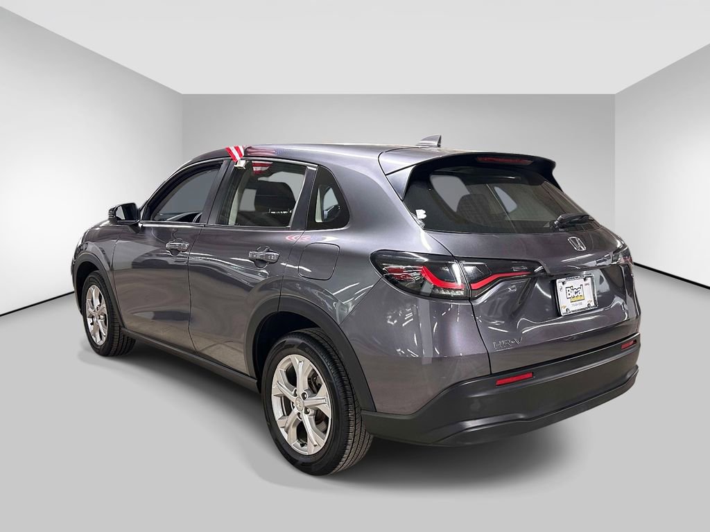 Used 2023 Honda HR-V LX image 3