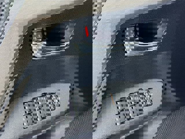 Used 2018 Toyota RAV4 XLE image 17