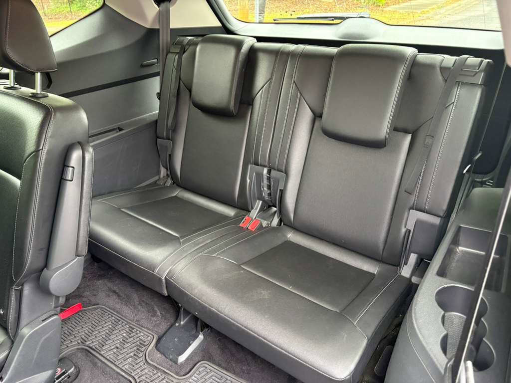 Used 2018 Volkswagen Atlas SE FWD image 16