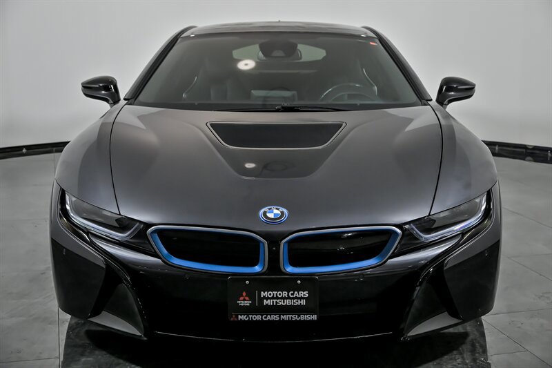 Used 2015 BMW i8 image 4