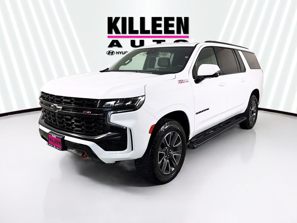 Used 2023 Chevrolet Suburban Z71 w/ Luxury Package AWD/4WD image 3