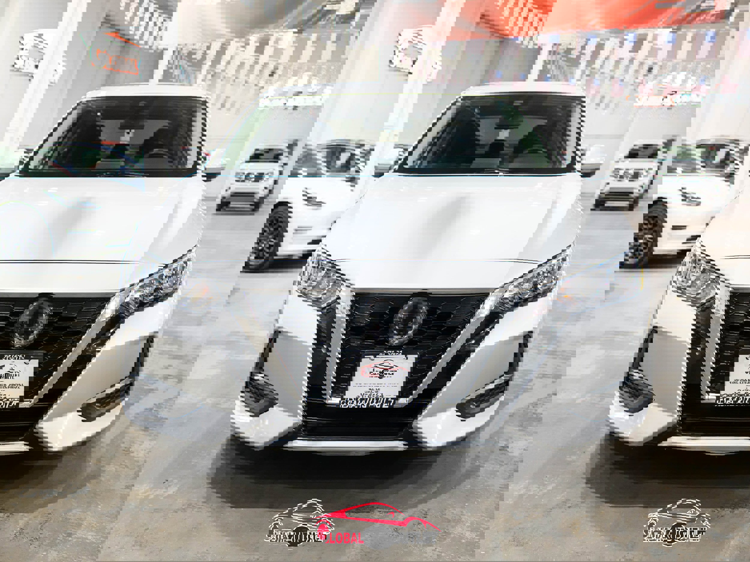 Used 2022 Nissan Sentra SV image 2