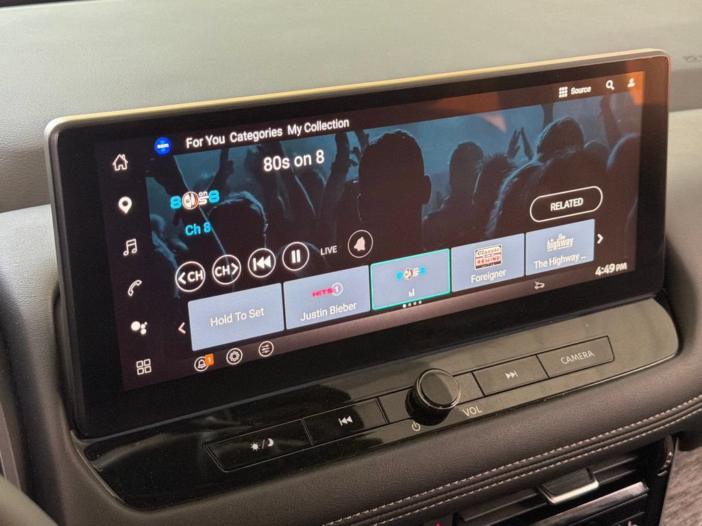 Used 2025 Nissan Rogue Platinum w/ Platinum Premium Package FWD image 8