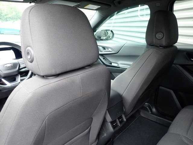 Used 2025 Chevrolet Equinox LT AWD/4WD image 16