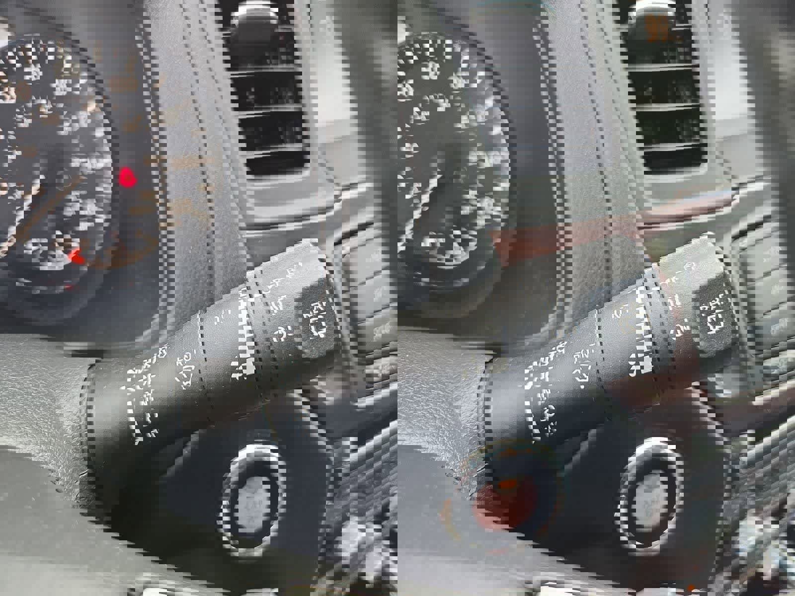 Used 2014 Nissan Pathfinder SL w/ Cargo Package FWD image 24